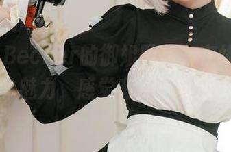 Alina Becker的御姐图集，在线解锁她的魅力，感觉有点小复杂。